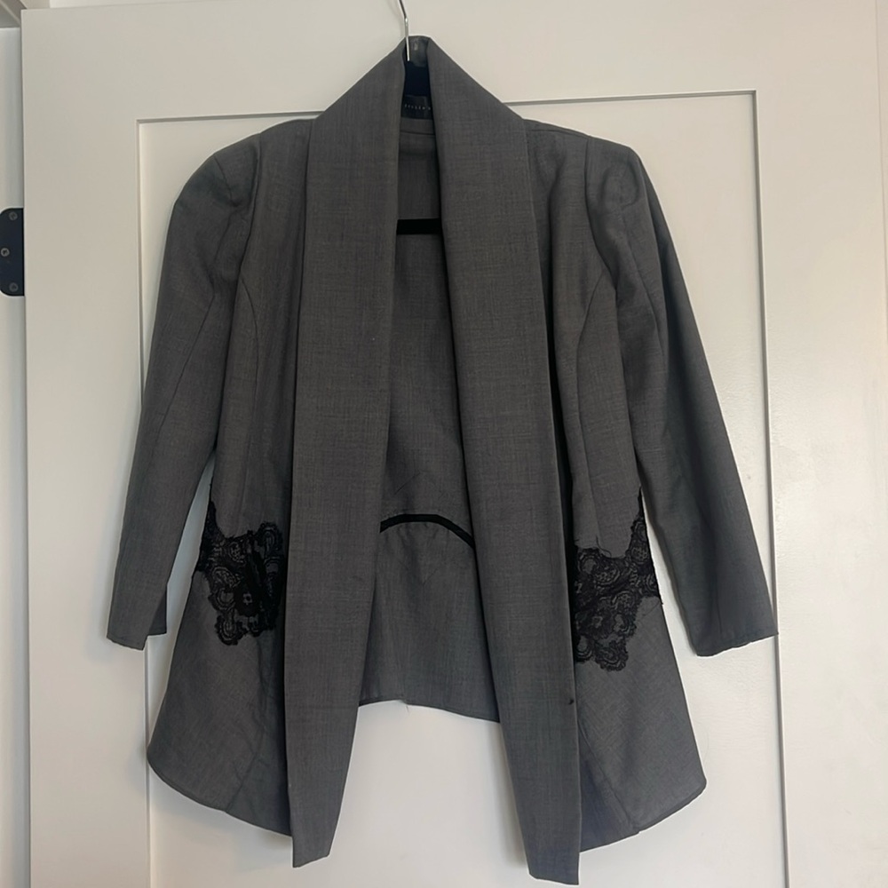 Stella & Jamie Grey and Lace Blazer XS